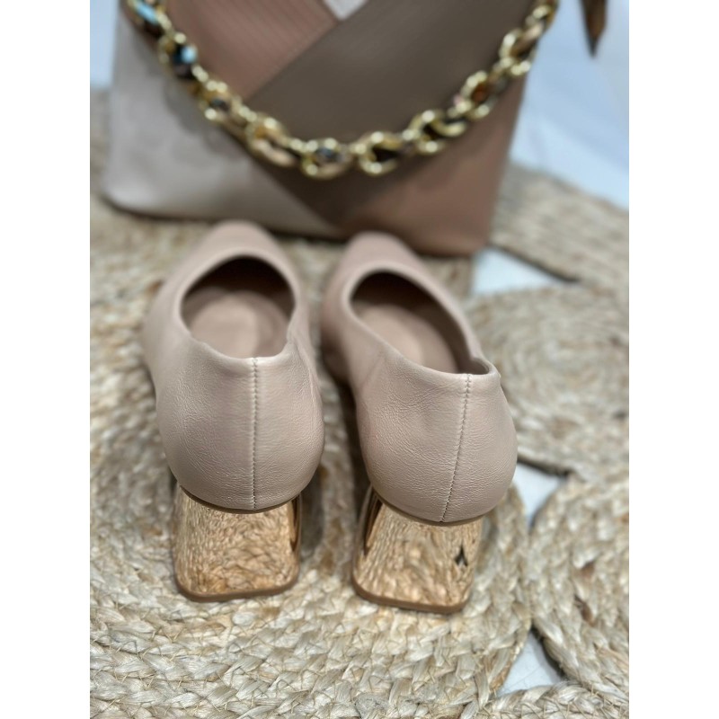 Zapato de Salón Tacón Metalizado