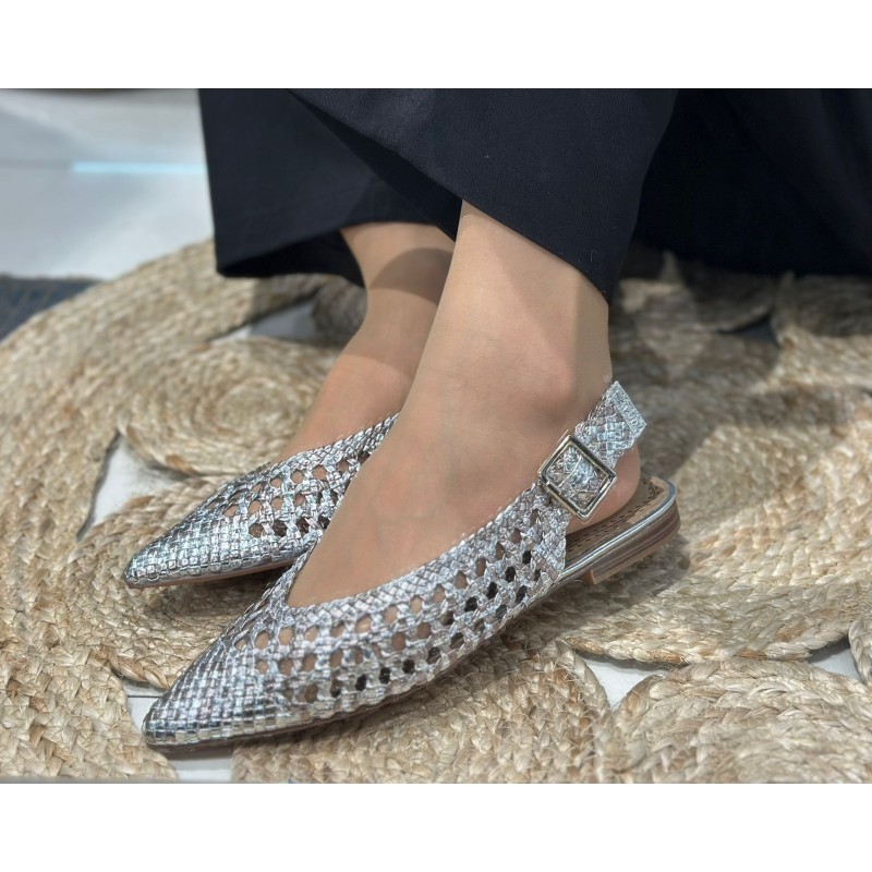 Sandalias Planas Caladas