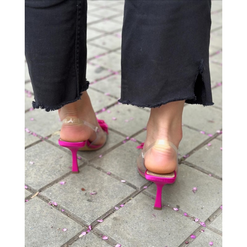 Sandalias de Tacón Bajo Flor