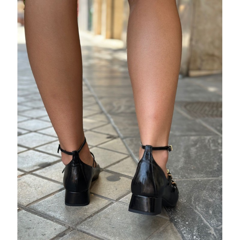 Zapato Tres Hebillas