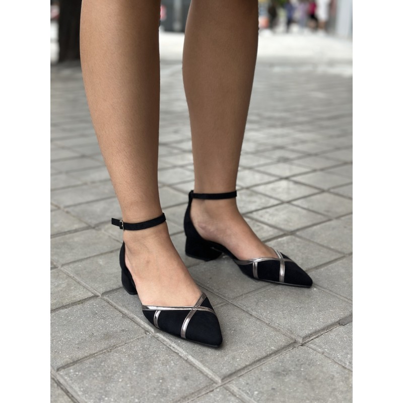 Zapato Pico Tacón Cuadrado