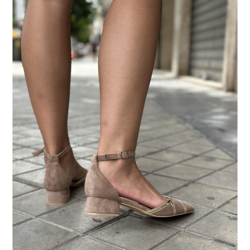 Zapato Pico Tacón Cuadrado