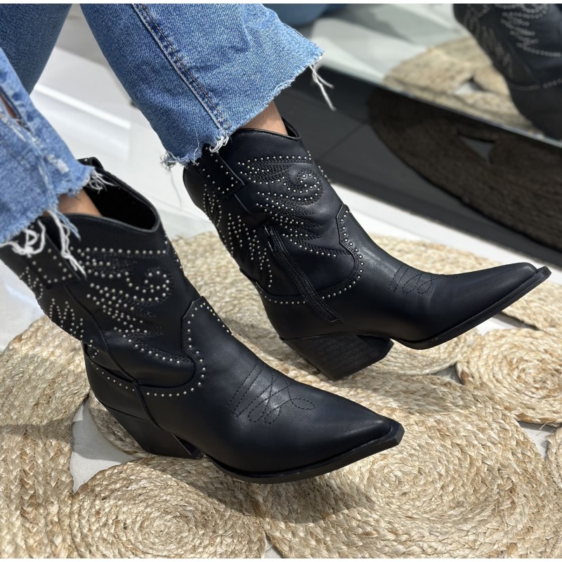 Botas Cowboy Bajas Tachuelas