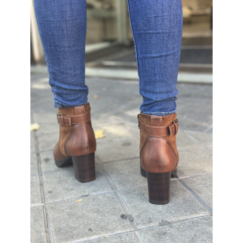 Botín Tacón Símil Piel