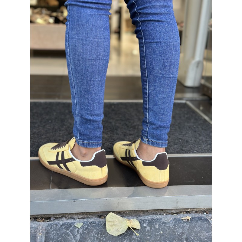 Zapatillas Classic 3 Rayas Corina