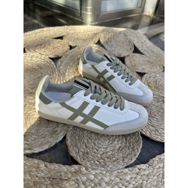 Zapatillas Classic 3 Rayas Corina