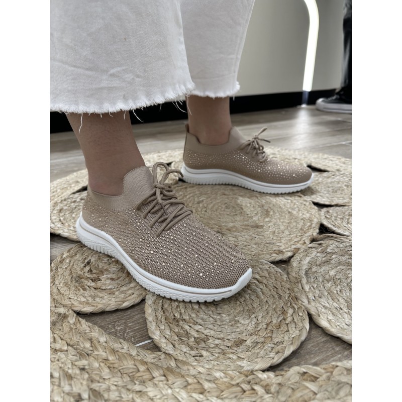 Zapatillas Con cordones Y Pedrería