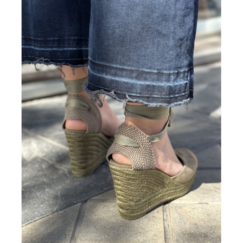 Alpargatas De Cuña Alto Con Lazo