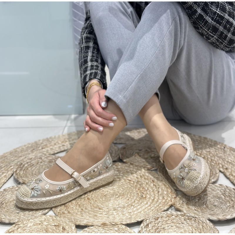 Bailarinas Bordadas Con Detalles...