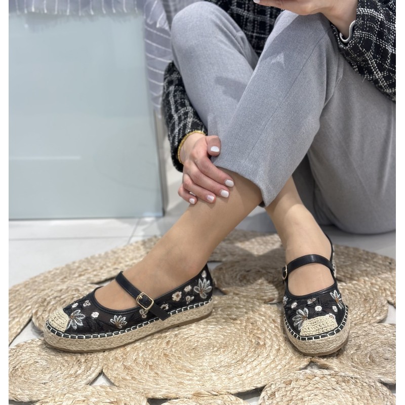 Bailarinas Bordadas Con Detalles...