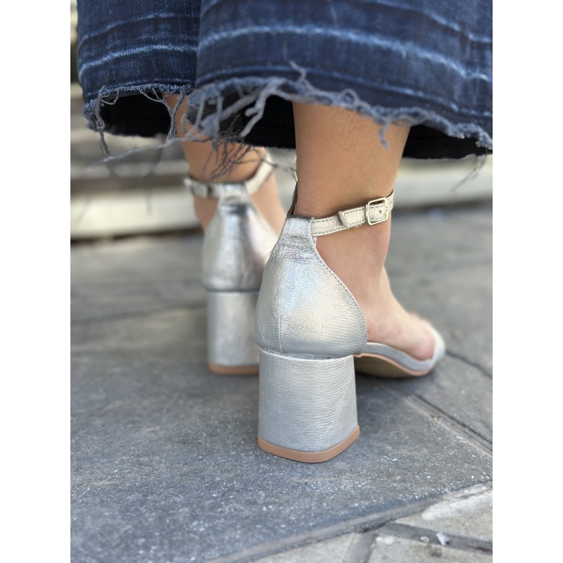 Tacón Cuadrado Diseño Tiras