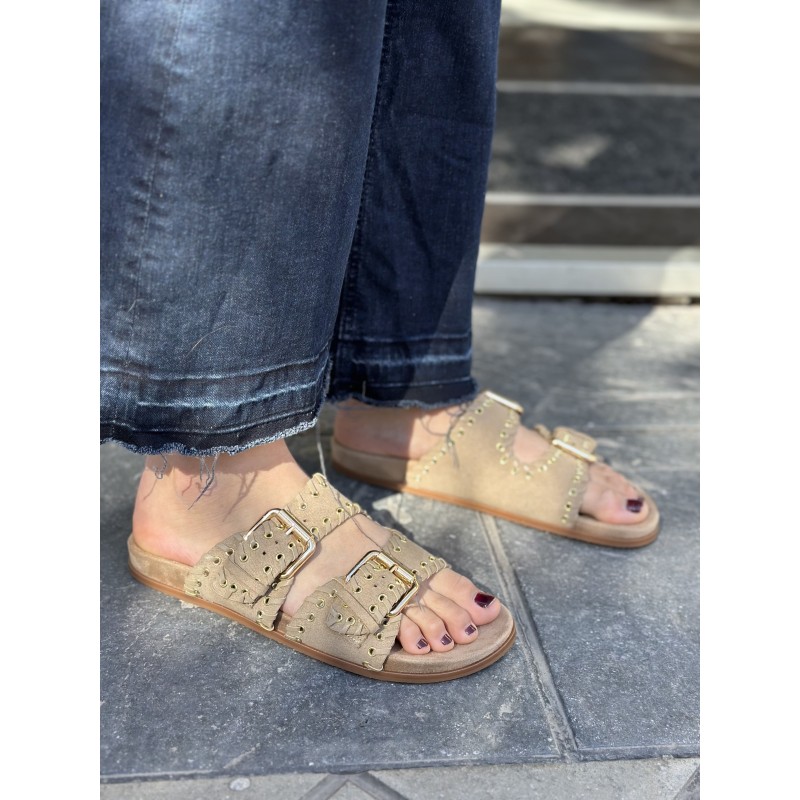Sandalias Tipo Mule — Corina