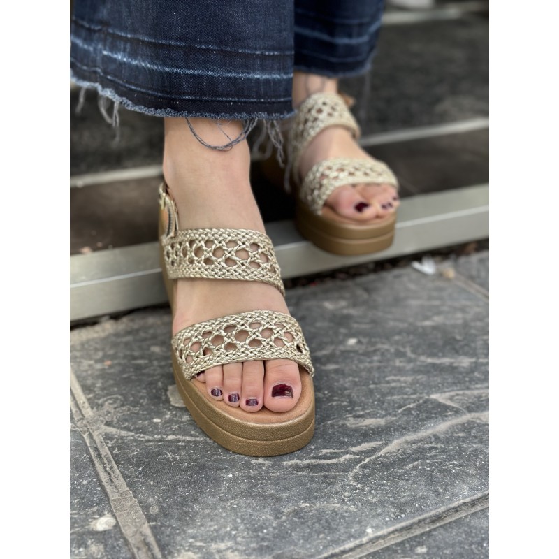 Sandalias Estilo Trenzada