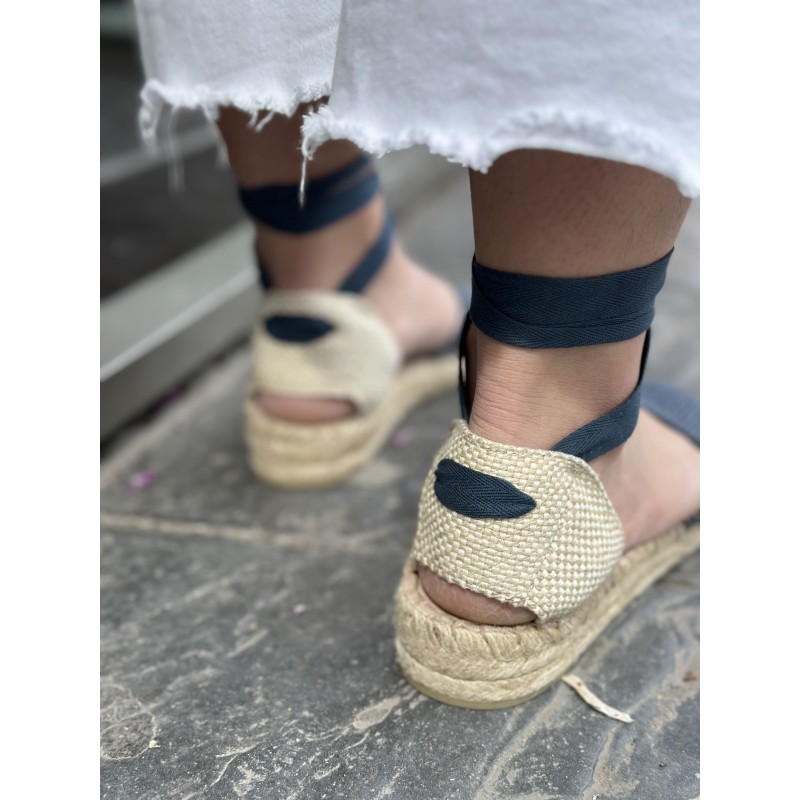 Alpargatas Con cintas Ajustables...