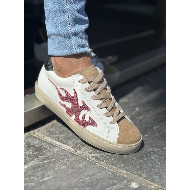 Zapatillas Con Brillo Y Diseño Flameado