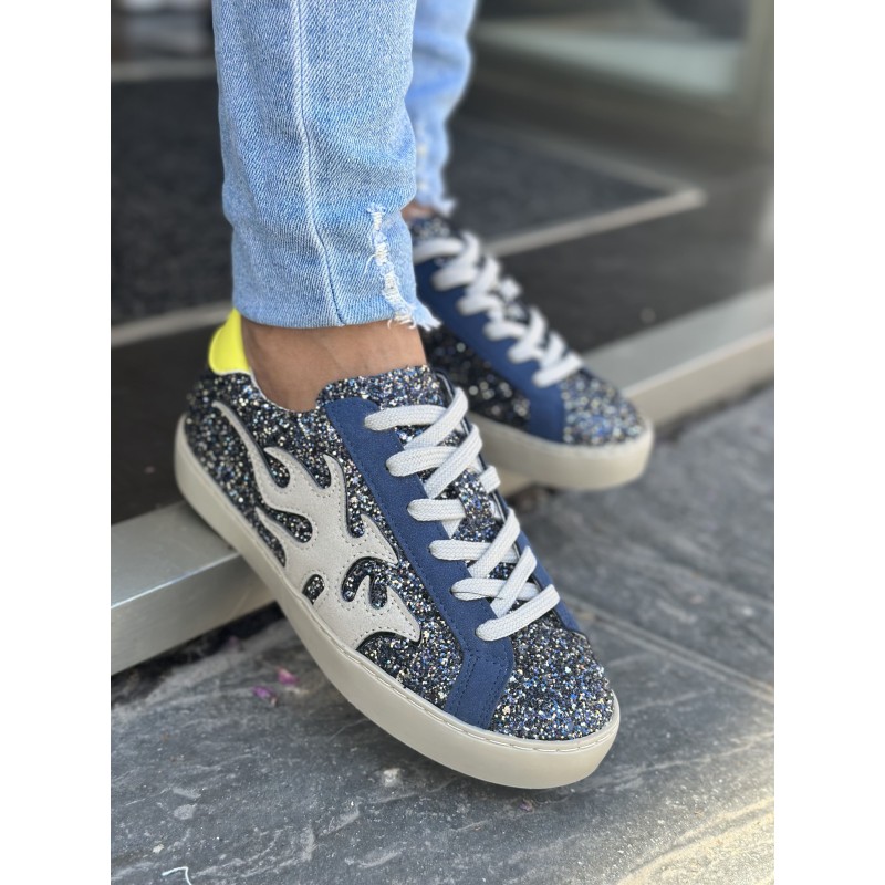 Zapatillas Con Brillo Y Diseño Flameado