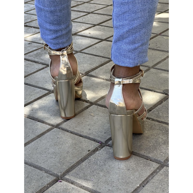 Tacón Con Super Plataforma