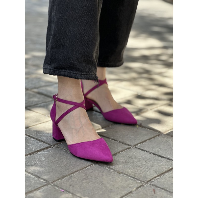 Tacones Acabadas en Pico