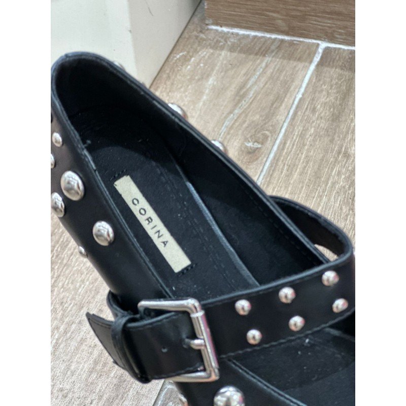 Zapatos Perlas Metálicas -Corina M5635