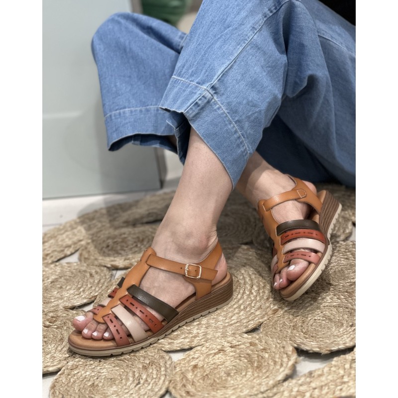 Sandalias Con Tiras Multicolores