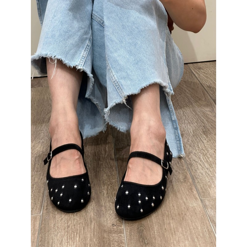 Bailarinas con Tachuelas