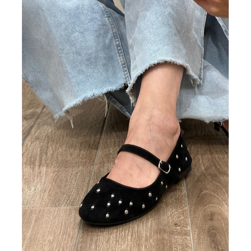 Bailarinas con Tachuelas