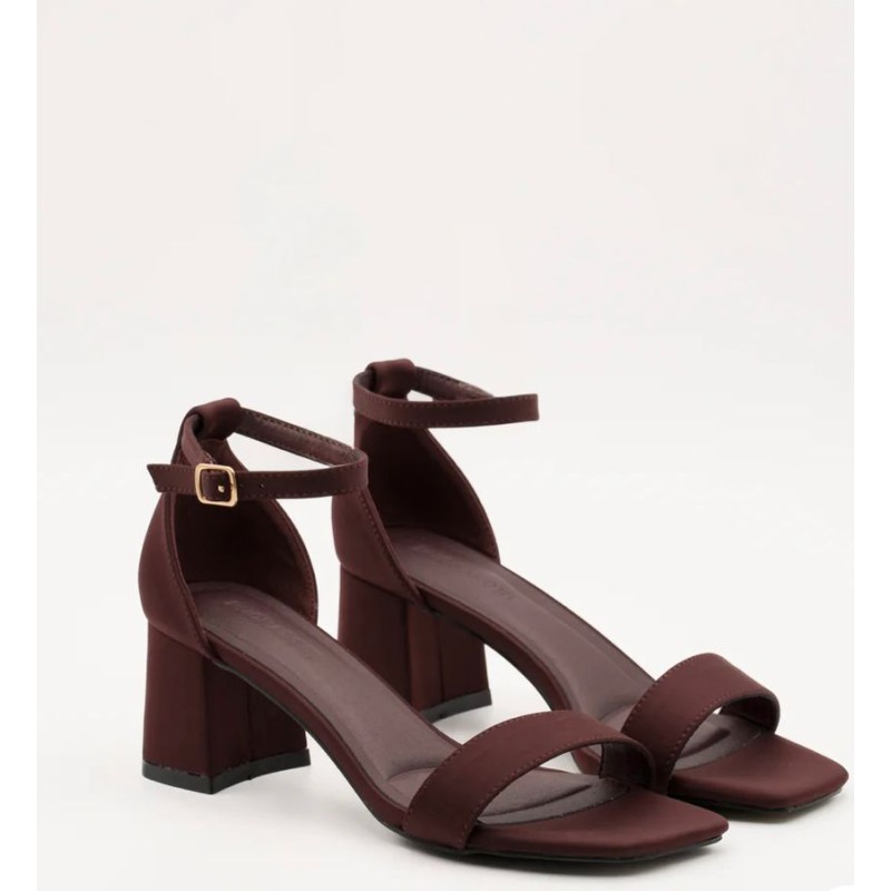 Tacón Cuadrado Diseño Tiras