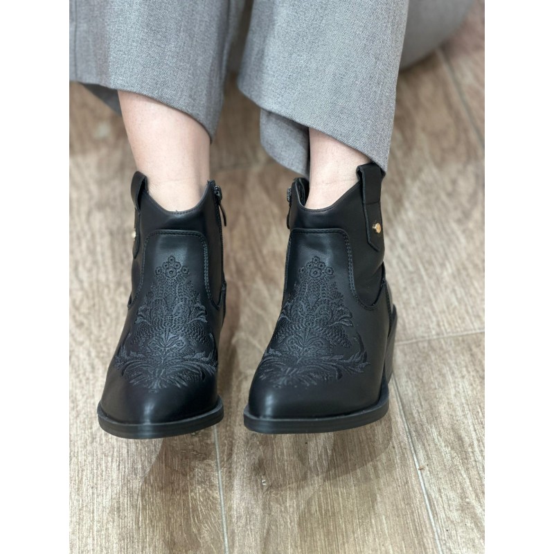 Botines Estilio Cowboy Bordado