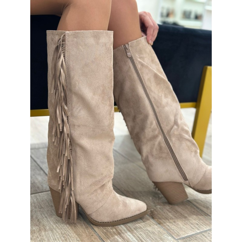 Botas Altas Con Flecos