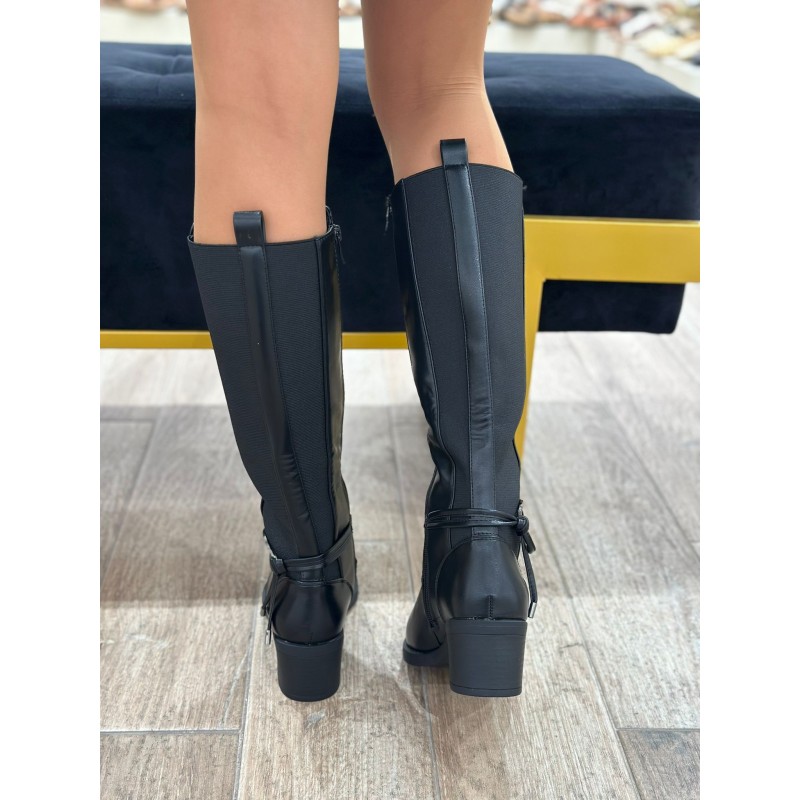 Bota Alta Plana Con Elástico