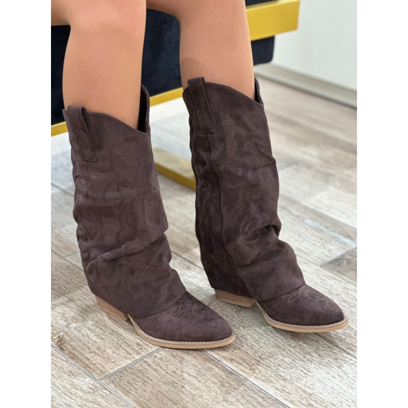 Bota Estilo Cowboy Con Bordados...