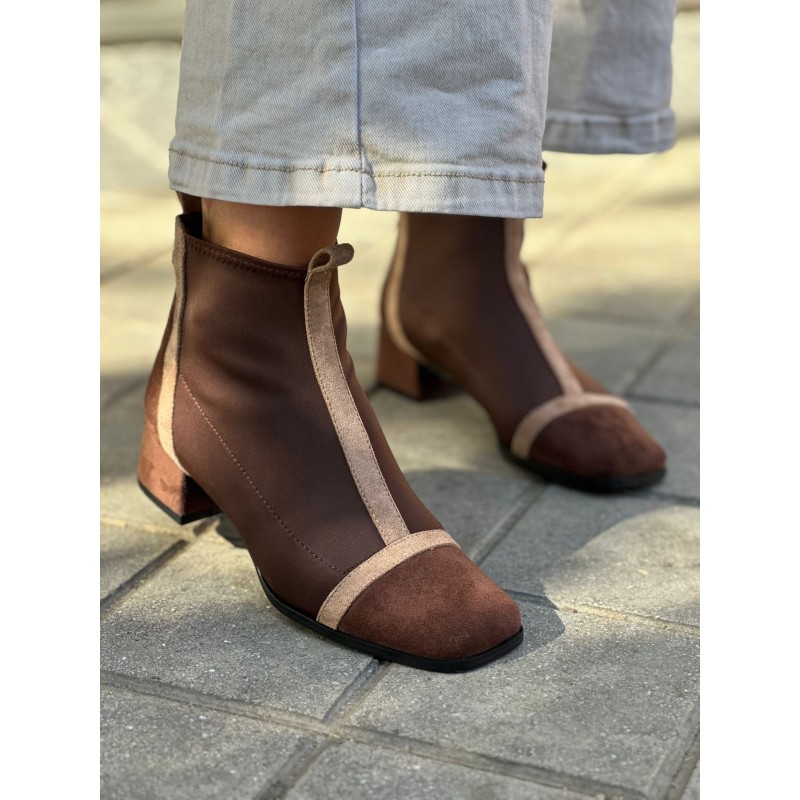 Botines Bicolor Cavar En Punta Cuadrada