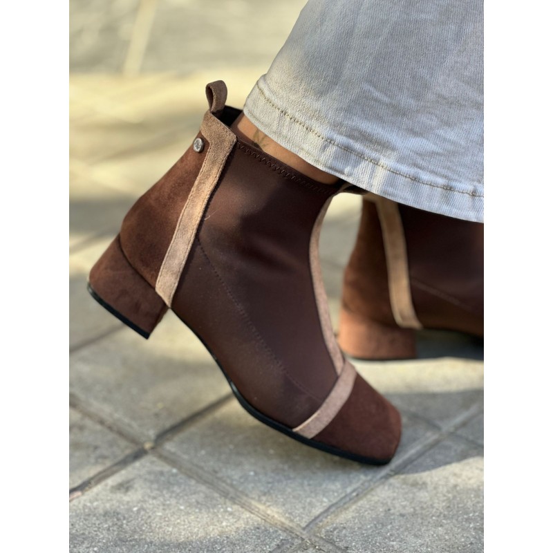 Botines Bicolor En Cuadrada