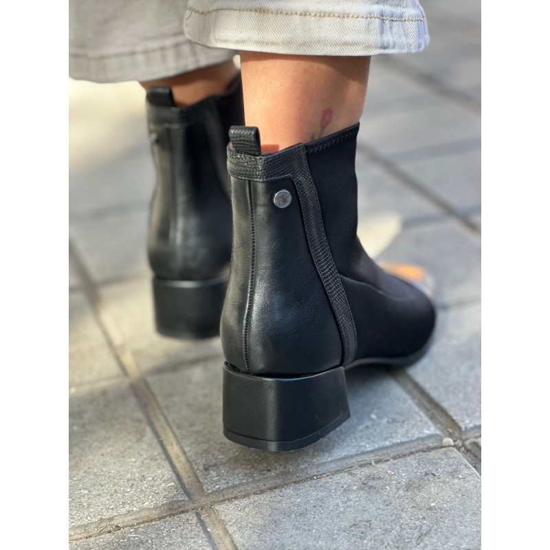 Botines Bicolor Cavar En Punta Cuadrada