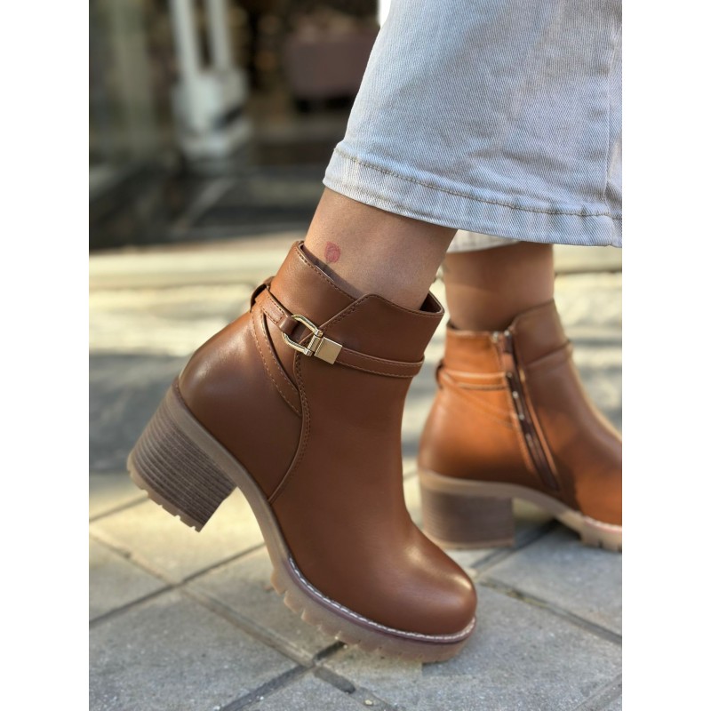 Botín Con Tacón Grueso