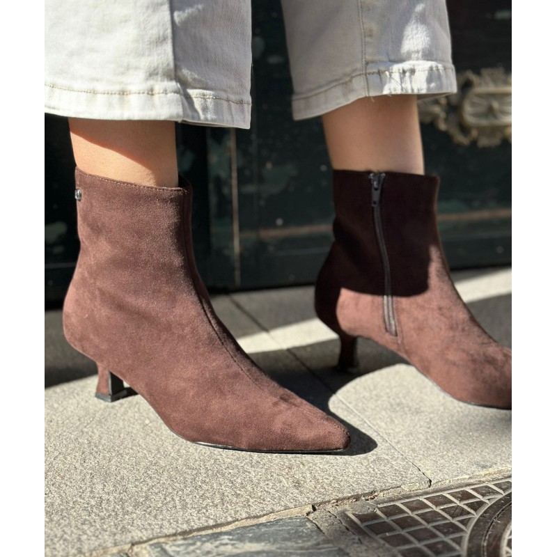 Botines De Tacón Medio Tipo Kitten Heel