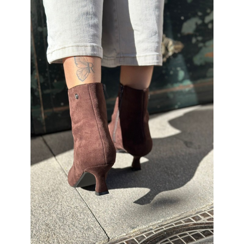 Botines De Tacón Medio Tipo Kitten Heel