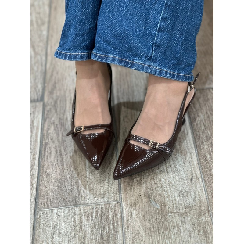 Zapato Tipo Slingback De Tacón Medio