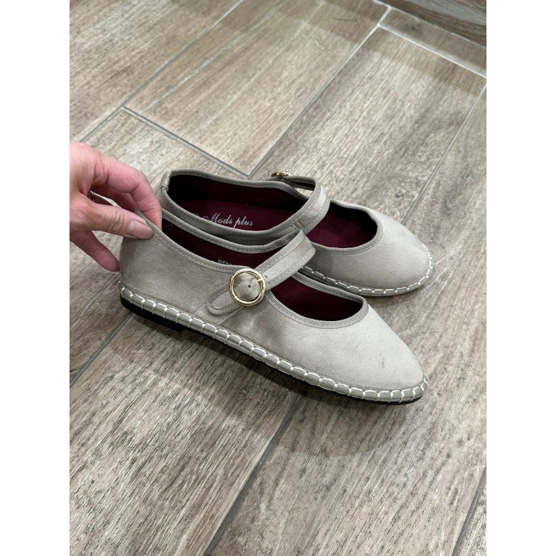 Mercedita Modelo Confort Clásico