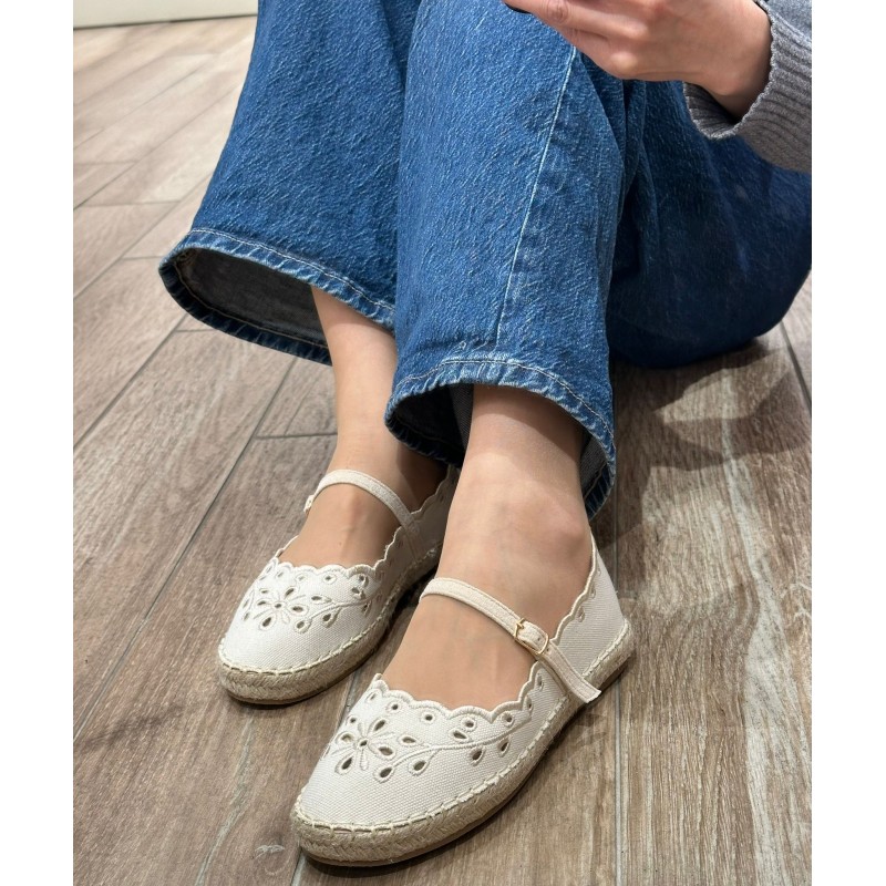 Bailarina Bordado de Flor