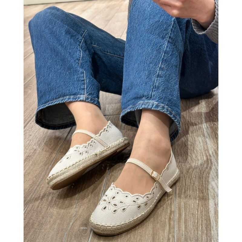 Bailarina Bordado de Flor