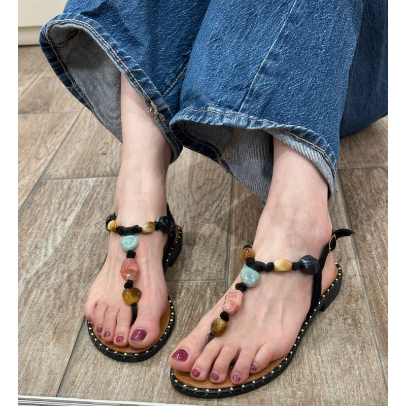 ✨ Sandalias artesanales con cuentas decorativas ✨