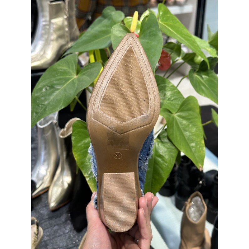 Botín estilo vaquero