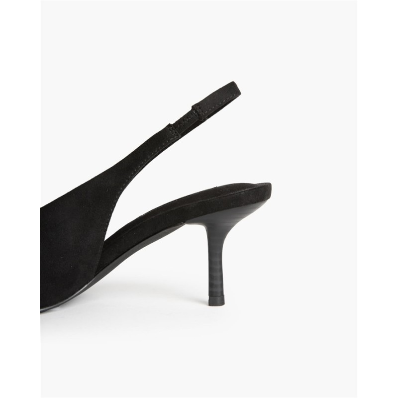 Salón Chic Pointed Corina