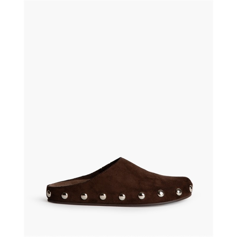 Zueco Plano Estilo Mule de Antelina con Tachuelas Metálicas M6615