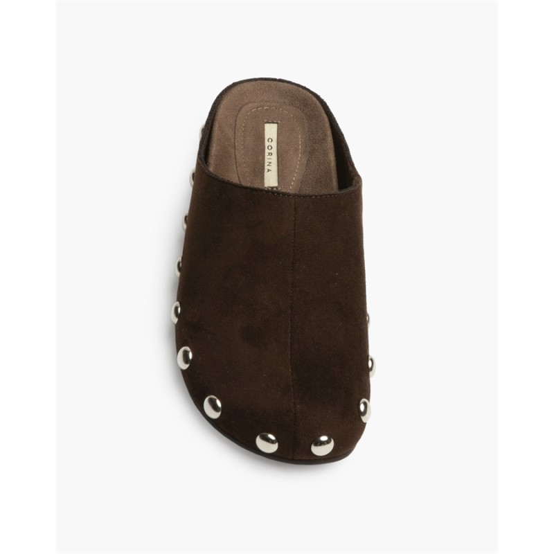 Zueco Plano Estilo Mule de Antelina con Tachuelas Metálicas M6615