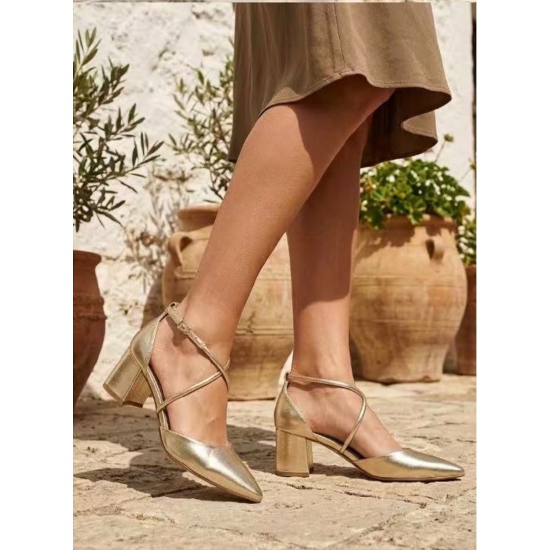 Tacones Élite de Punta Fina con Tiras Cruzadas