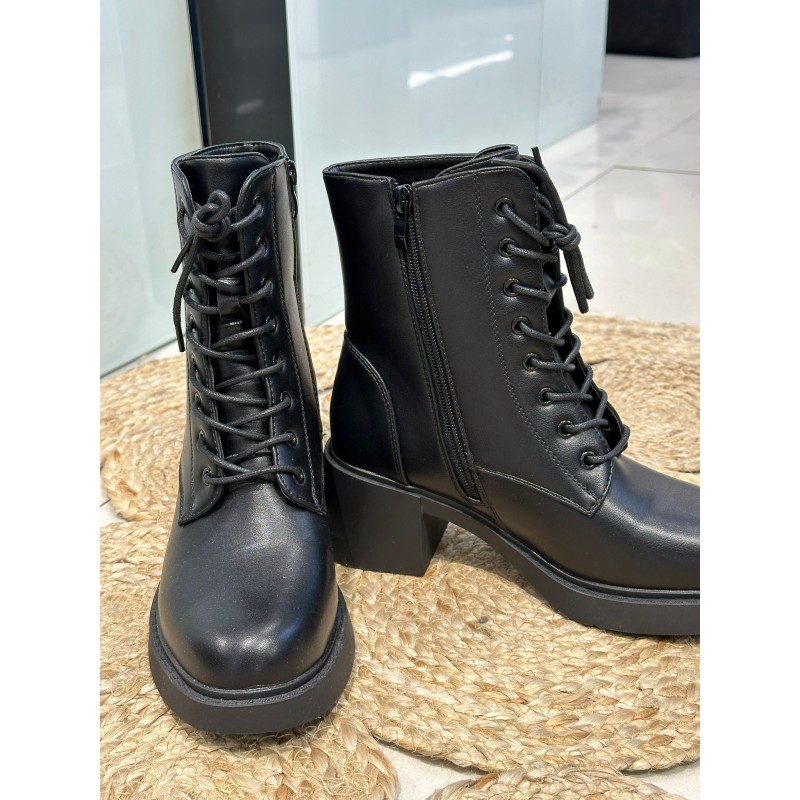 Botín Tacón Cuadrado 2